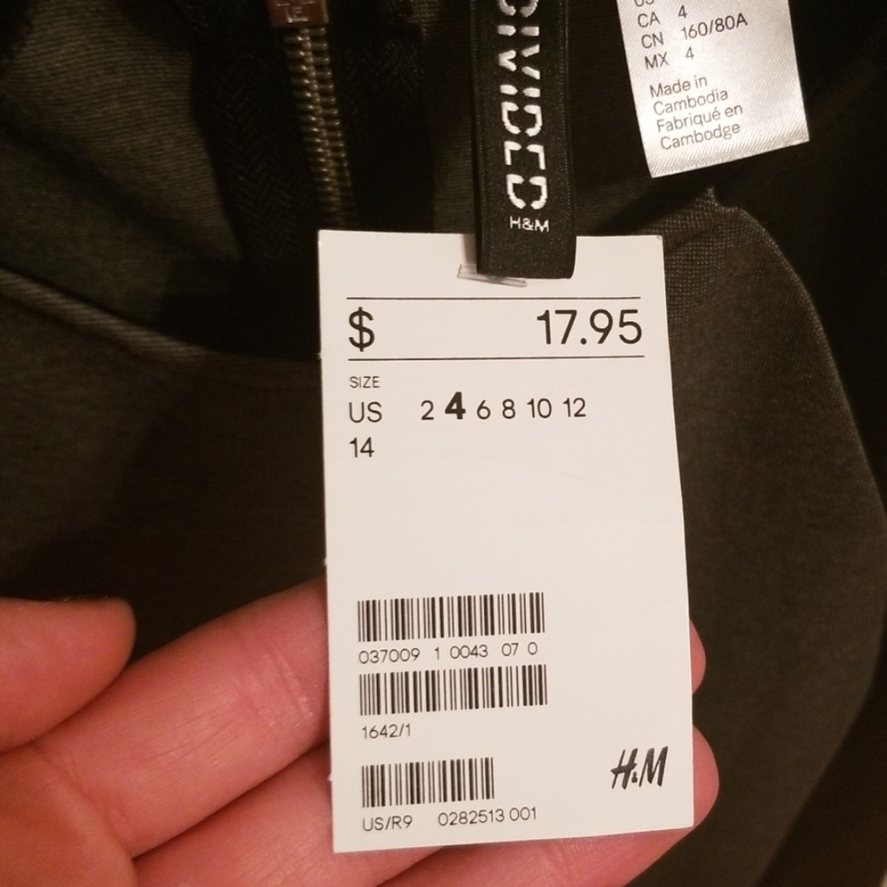 NWT gray sleeveless dress - Picture 3 of 3